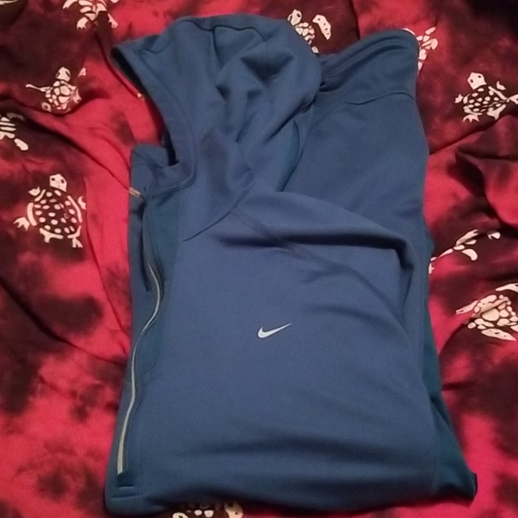 Nike Tops - NIKE DRY FIT KIDS 12 TO 14